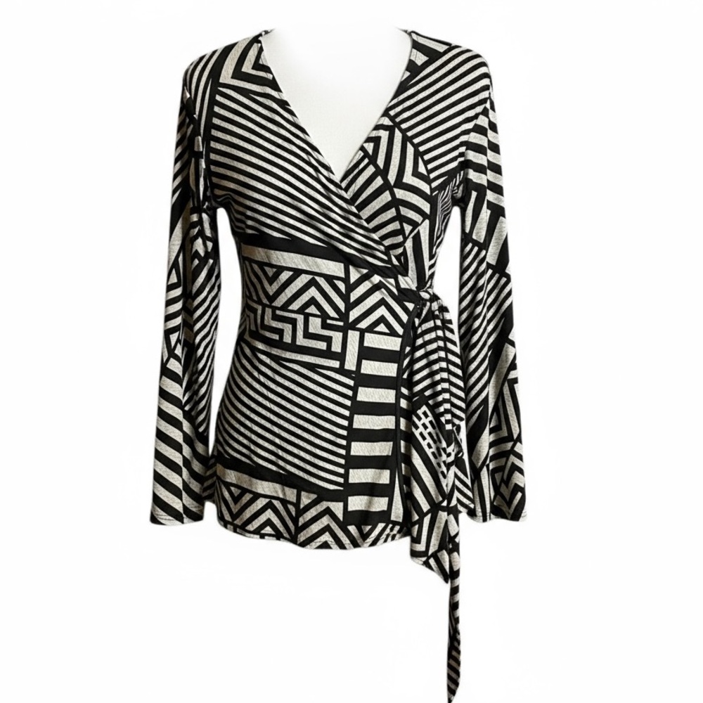 Joseph Ribkoff Geometric Black & Silver/Gray Top Size 16 - Picture 9 of 9